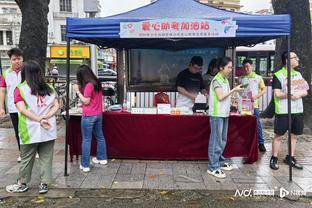 蓝军球迷盛赞帕尔默：建议锁死，续他十年！帕尔默是英超最佳